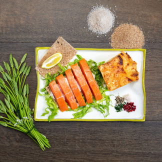 Le Gravlax de Truite Fumée, 150g, garniture au choix